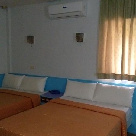Reui Chung Hotel Kaohsiung Extérieur photo